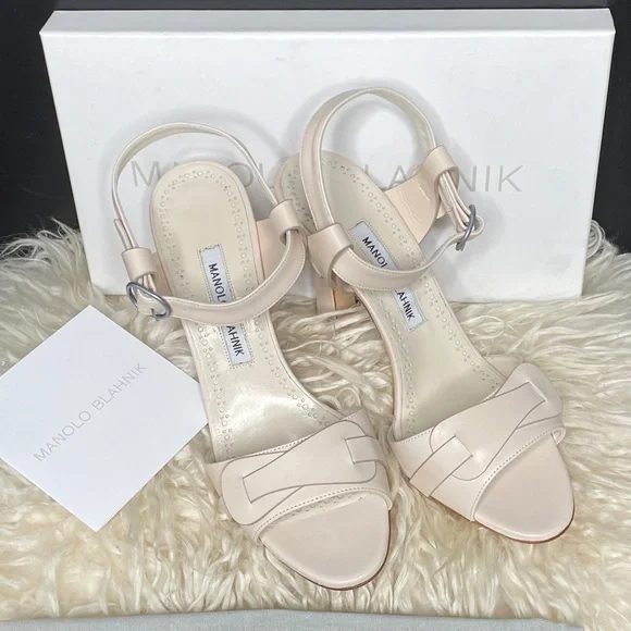 Manolo Blahnik 
Sandals in light beige leather Hydra Calf - Picture 3 of 8